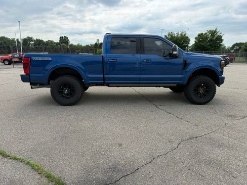 Used 2022 Ford F250 Lariat w/ Tremor Off-Road Package AWD/4WD image 6
