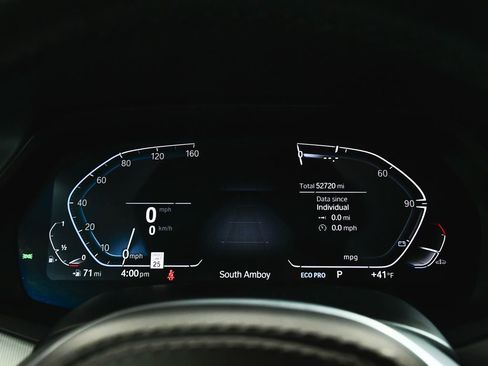 Used 2022 BMW X6 xDrive40i w/ Executive Package image 45