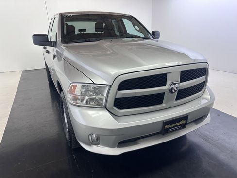Used 2019 RAM 1500 Express image 3
