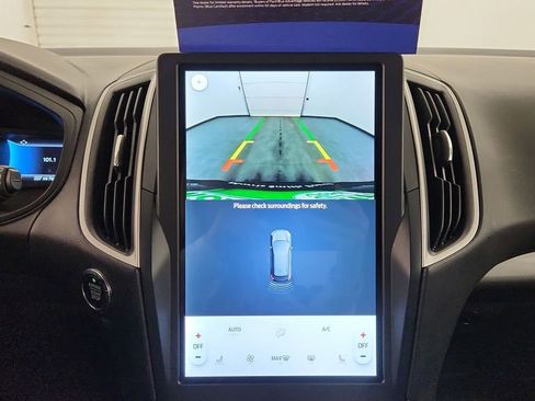 Used 2023 Ford Edge SEL image 27