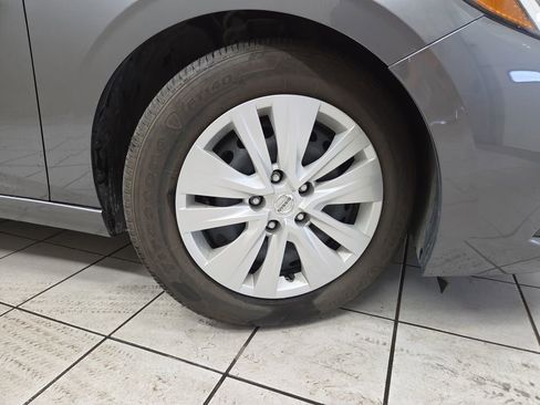 Used 2023 Nissan Sentra S FWD image 8