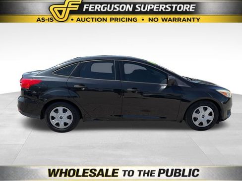 Used 2015 Ford Focus S FWD image 8