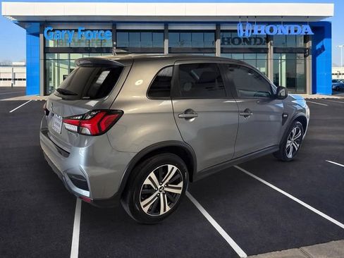 Used 2025 Mitsubishi Outlander Sport AWD image 2