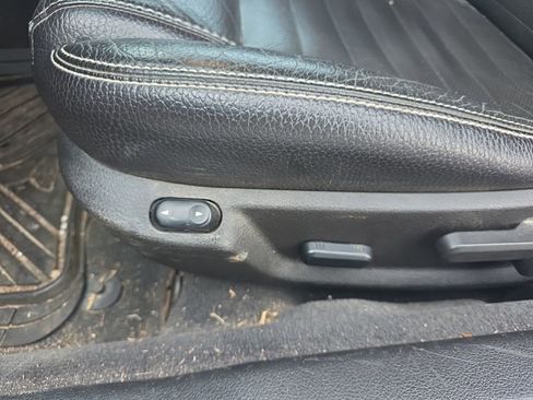 Used 2011 Ford Mustang Premium w/ 203A Rapid Spec Order Code image 18