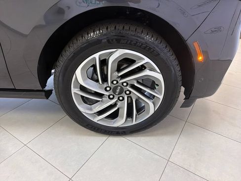 Used 2025 Lincoln Navigator Reserve AWD/4WD image 30