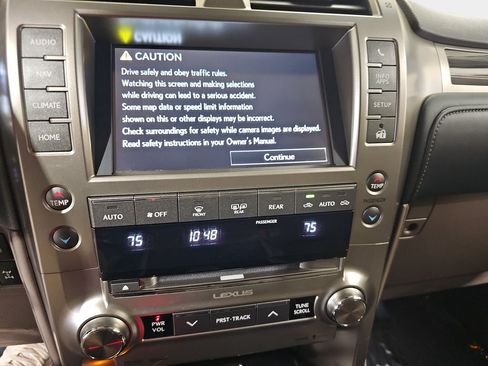 Certified 2020 Lexus GX 460 Premium w/ Premium Package AWD/4WD image 19