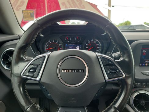 Used 2023 Chevrolet Camaro LT RWD image 15