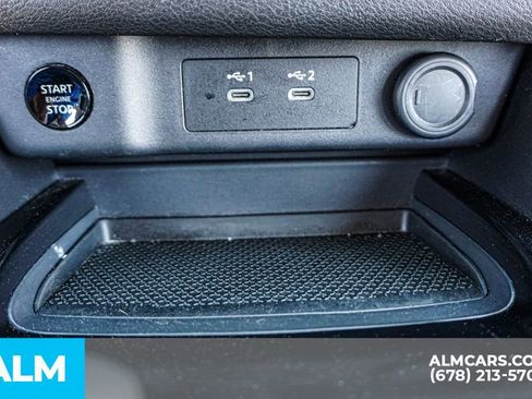 Used 2025 Nissan Rogue SV image 40