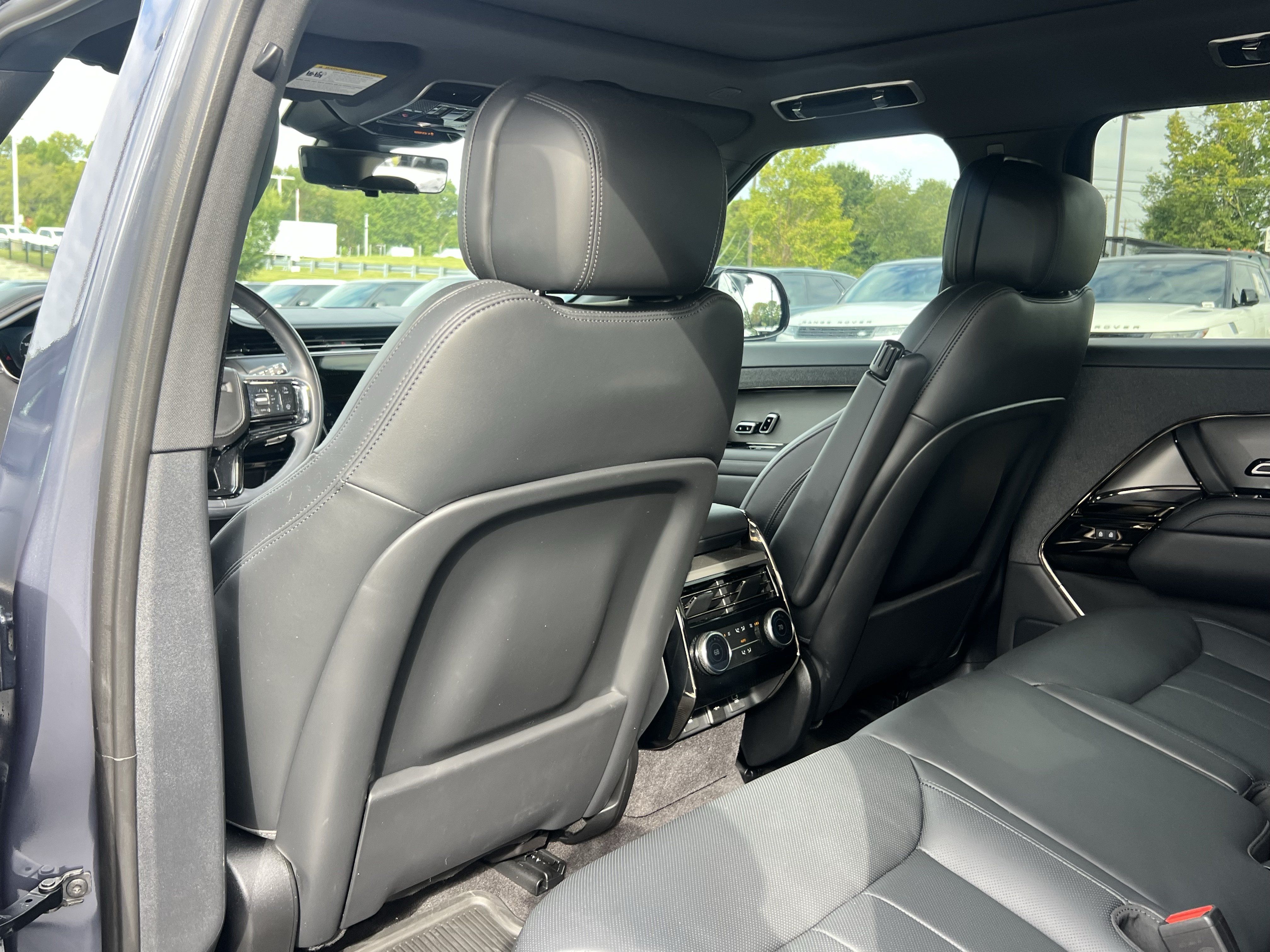 Used 2025 Land Rover Range Rover Sport Dynamic SE AWD/4WD image 29