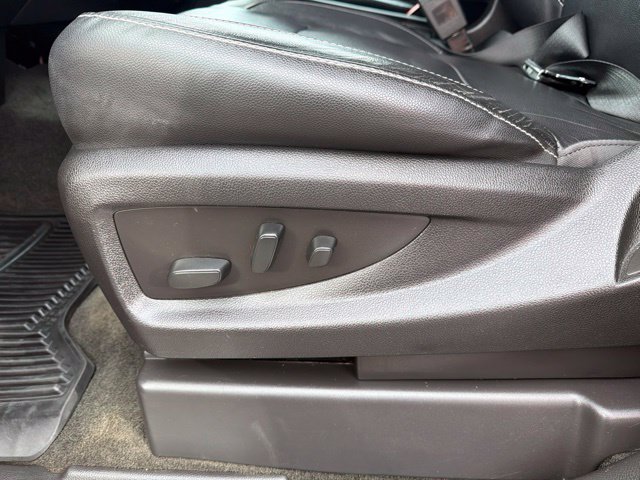 Used 2018 Chevrolet Silverado 1500 LT w/ All Star Edition AWD/4WD image 14