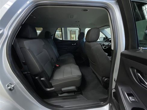 Used 2019 Chevrolet Traverse LS image 20