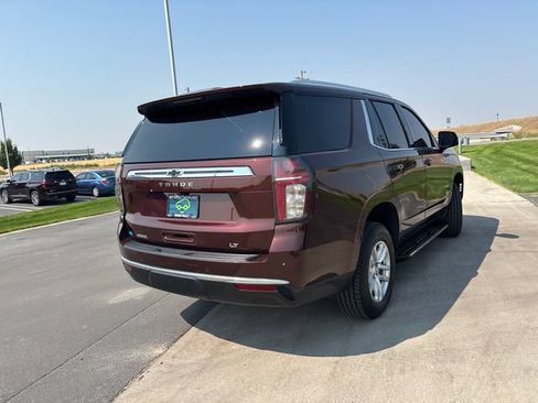 Used 2022 Chevrolet Tahoe LT w/ Luxury Package AWD/4WD image 3