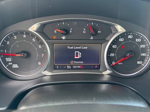 Used 2021 GMC Acadia SLT w/ LPO, Black Accent Package FWD image 19