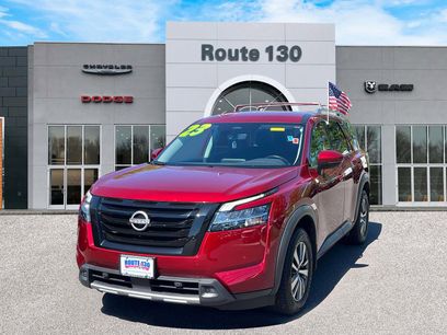 Used 2023 Nissan Pathfinder SL w/ Black Appearance Package