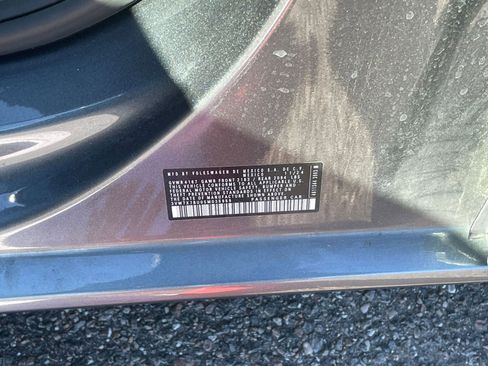 Used 2025 Volkswagen Jetta SE image 29