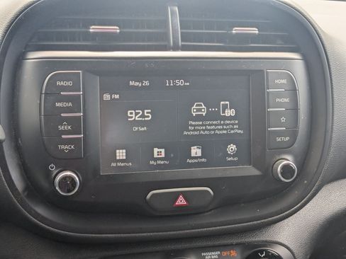 Used 2021 Kia Soul LX FWD image 22