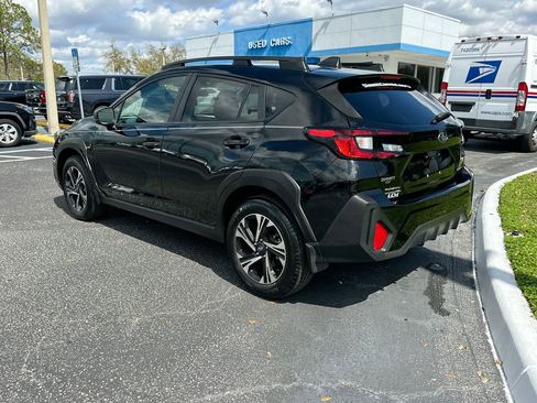 Used 2024 Subaru Crosstrek 2.0i Premium image 8