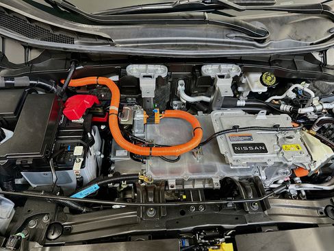 Used 2024 Nissan Ariya AWD image 34