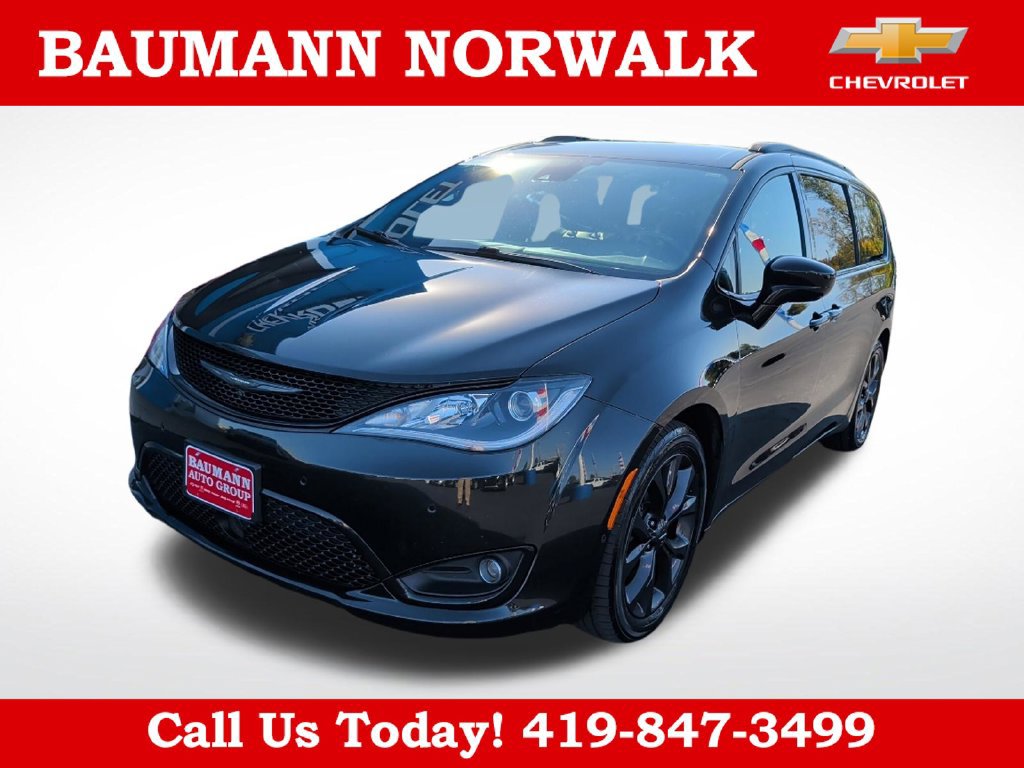 Used 2018 Chrysler Pacifica Touring-L w/ Advanced Safetytec Group FWD 360° Tour