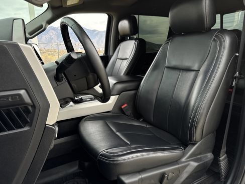 Used 2019 Ford F150 Lariat image 18