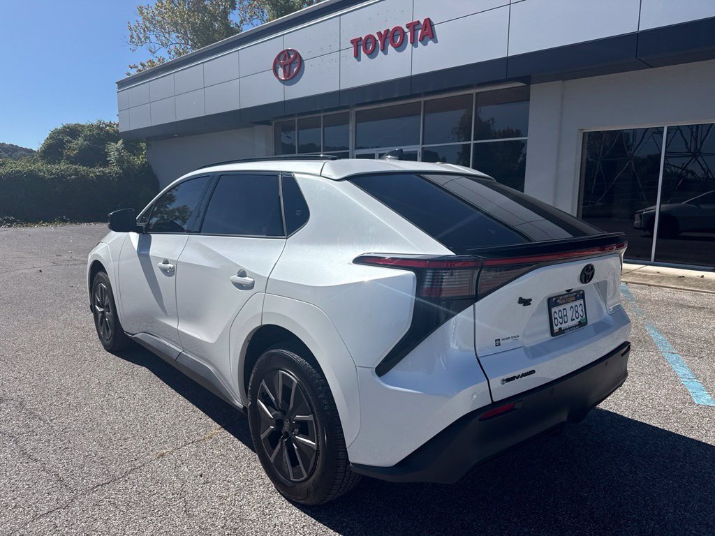 Used 2026 Toyota bZ AWD/4WD image 5