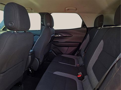 Used 2024 Chevrolet TrailBlazer LT image 9