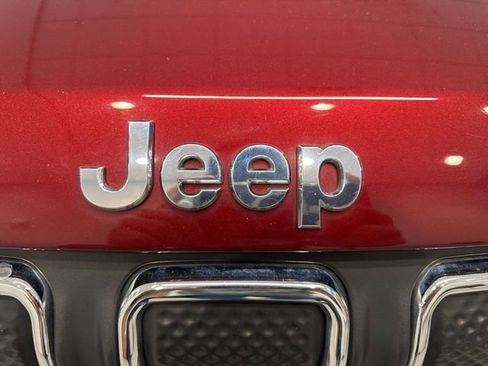 Used 2022 Jeep Compass Latitude w/ Sun and Sound Group image 12