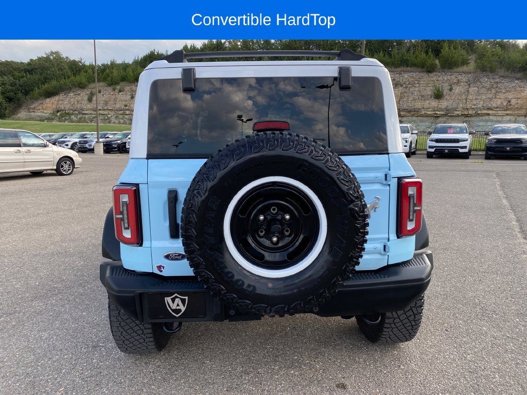 Used 2024 Ford Bronco Heritage Edition AWD/4WD image 5