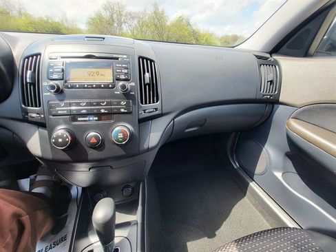 Used 2011 Hyundai Elantra GLS image 20