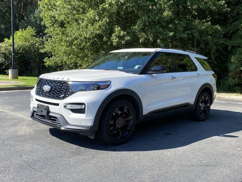 Used 2020 Ford Explorer ST w/ ST Street Pack AWD/4WD image 5