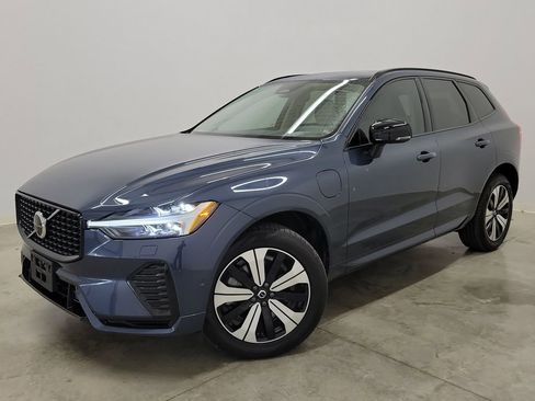 Certified 2024 Volvo XC60 T8 Plus w/ Protection Package Premier image 34