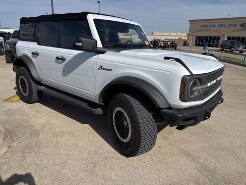Used 2021 Ford Bronco Badlands image 20