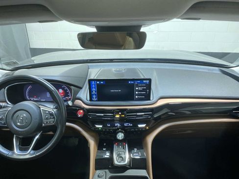 Used 2025 Acura MDX SH-AWD w/ Technology Package image 10
