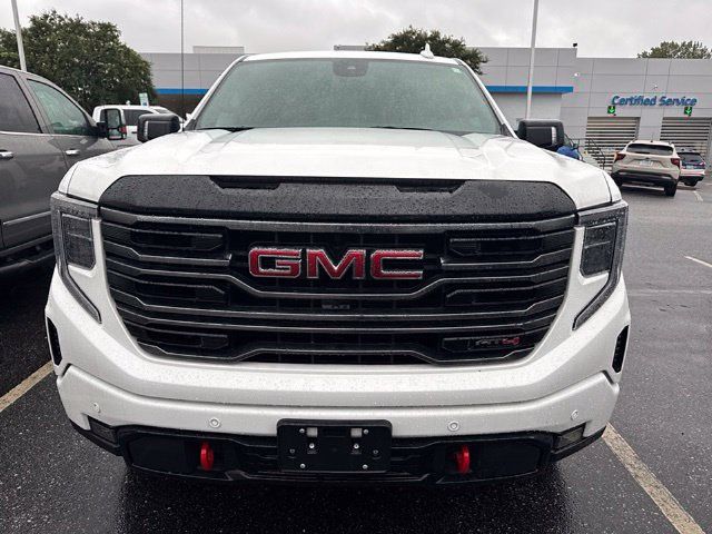 Used 2025 GMC Sierra 1500 AT4 AWD/4WD image 2