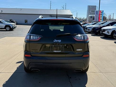 Used 2021 Jeep Cherokee Latitude Lux w/ Sun & Sound Group AWD/4WD image 6
