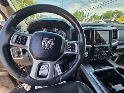 Used 2014 RAM 1500 Limited AWD/4WD image 14
