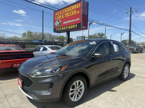 Used 2020 Ford Escape SE AWD/4WD image 1