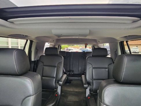 Used 2015 Chevrolet Tahoe LTZ AWD/4WD image 31