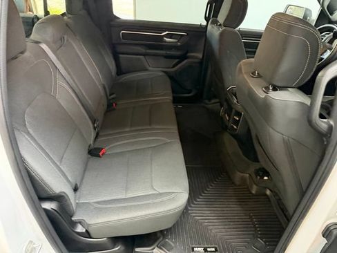 Used 2024 RAM 1500 Big Horn AWD/4WD image 37