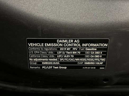 Used 2019 Mercedes-Benz GLA 250 4MATIC w/ Premium Package image 35