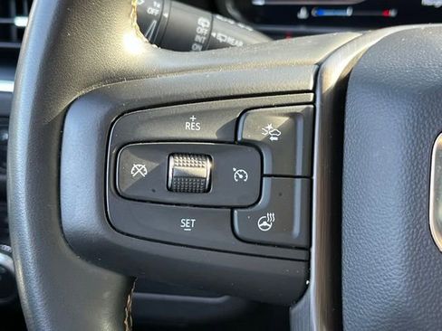 Used 2023 GMC Yukon AT4 AWD/4WD image 22