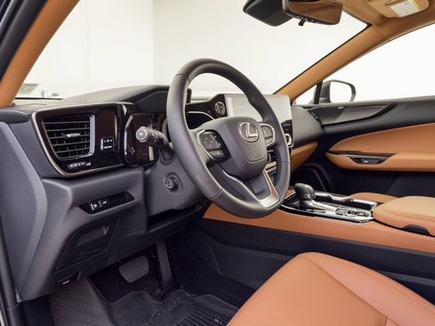 Used 2025 Lexus NX 350h AWD w/ Rear Seat Package image 4