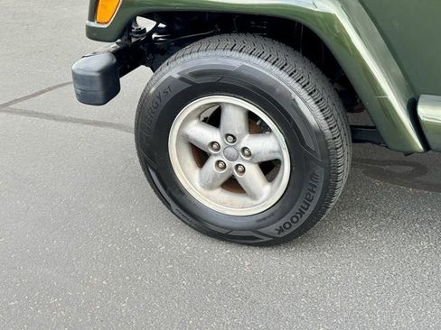 Used 1998 Jeep Wrangler Sahara AWD/4WD image 7