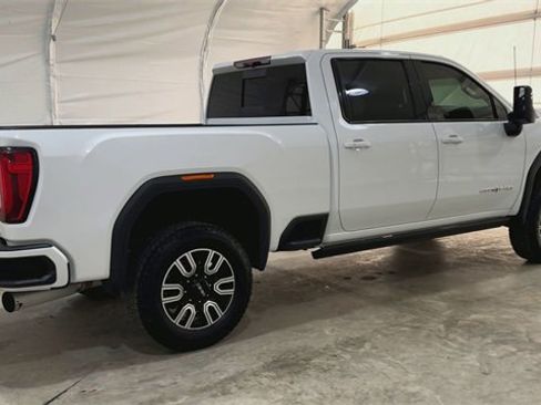 Used 2022 GMC Sierra 2500 AT4 w/ AT4 Preferred Package image 8