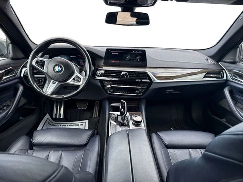 Used 2020 BMW M550i xDrive w/ Executive Package image 31