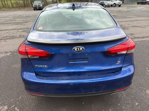 Used 2017 Kia Forte S image 7