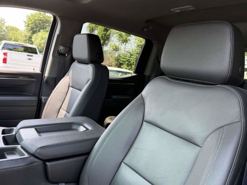 Certified 2023 Chevrolet Silverado 1500 LT w/ Safety Package AWD/4WD image 10