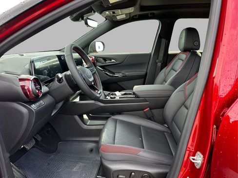 Used 2025 Chevrolet Equinox RS w/ Safety and Technology Package AWD/4WD image 9