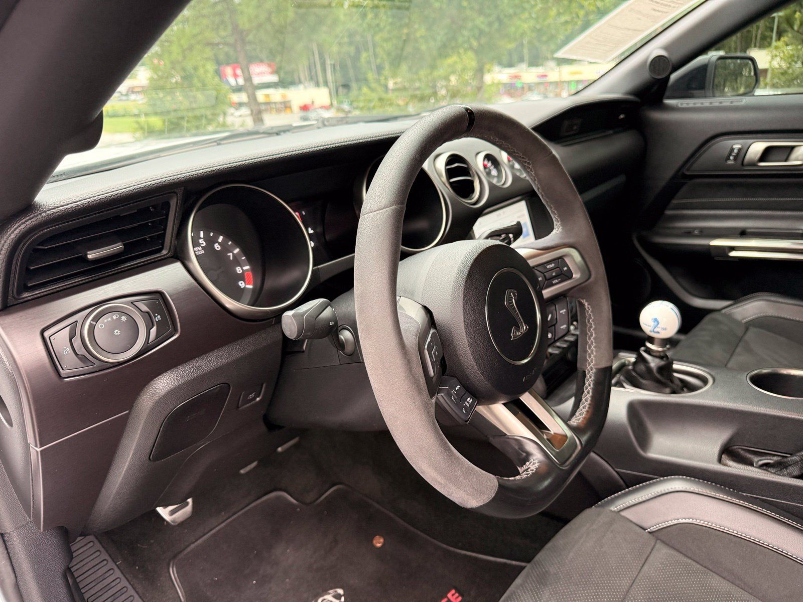 Used 2016 Ford Mustang Shelby GT350 w/ Technology Package RWD image 22