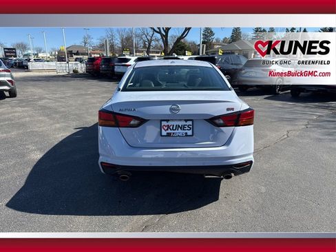 Used 2025 Nissan Altima 2.5 SR image 6